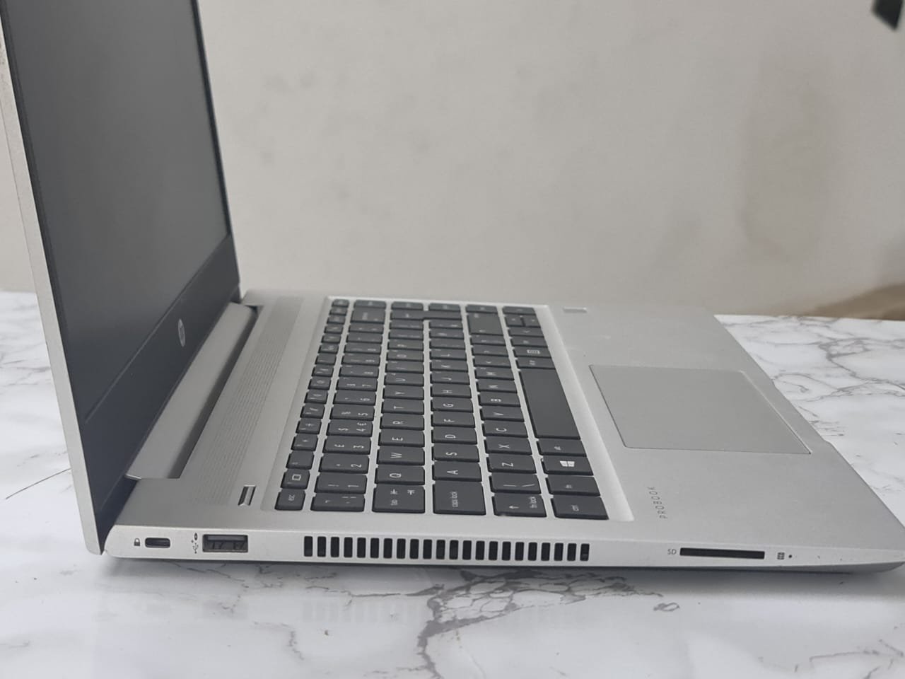 HP ProBook 445R G6 Laptop – 14″ FHD Display – 2.1GHz AMD Ryzen 3 3200U Quad-Core – 8GB DDR4-256GB SSD – Win10 pro