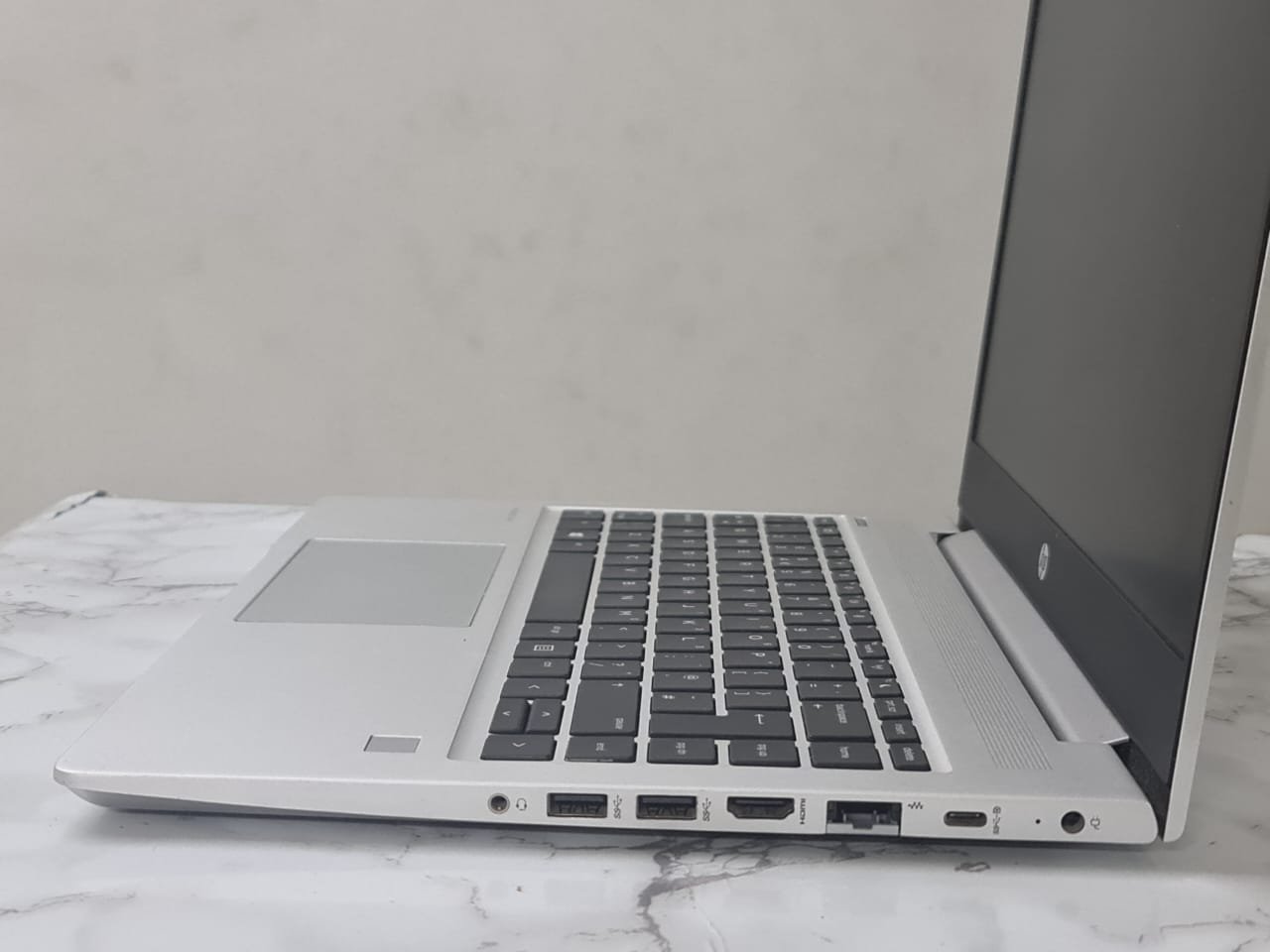 HP ProBook 445R G6 Laptop – 14″ FHD Display – 2.1GHz AMD Ryzen 3 3200U Quad-Core – 8GB DDR4-256GB SSD – Win10 pro